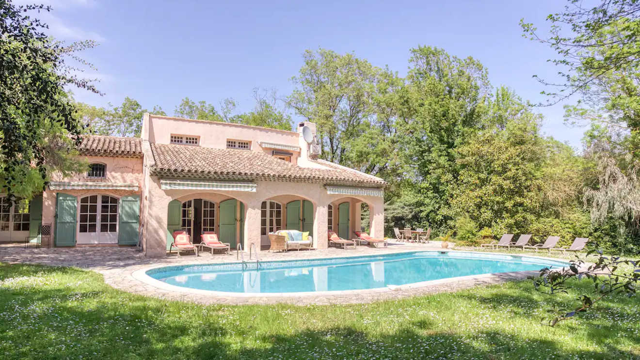 large villa south of france with private pool