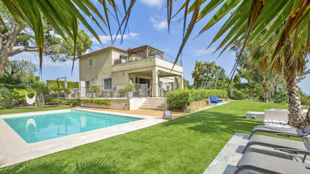 villa for family holidays in South of France