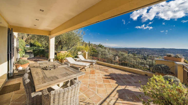 Valbonne, Cote d`Azur villa rentals property with pool