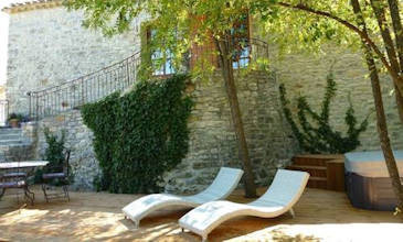 La Violette - vacation rentals Southern France with pool