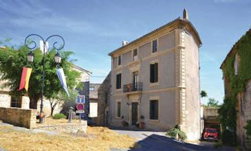 Maison de Maitresse large South France holiday homes rental
