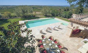 La Merveille luxury Languedoc villa near Pezenas with pool